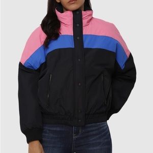 AE- AMERICAN EAGLE BLACK colorblock blue and pink jacket
